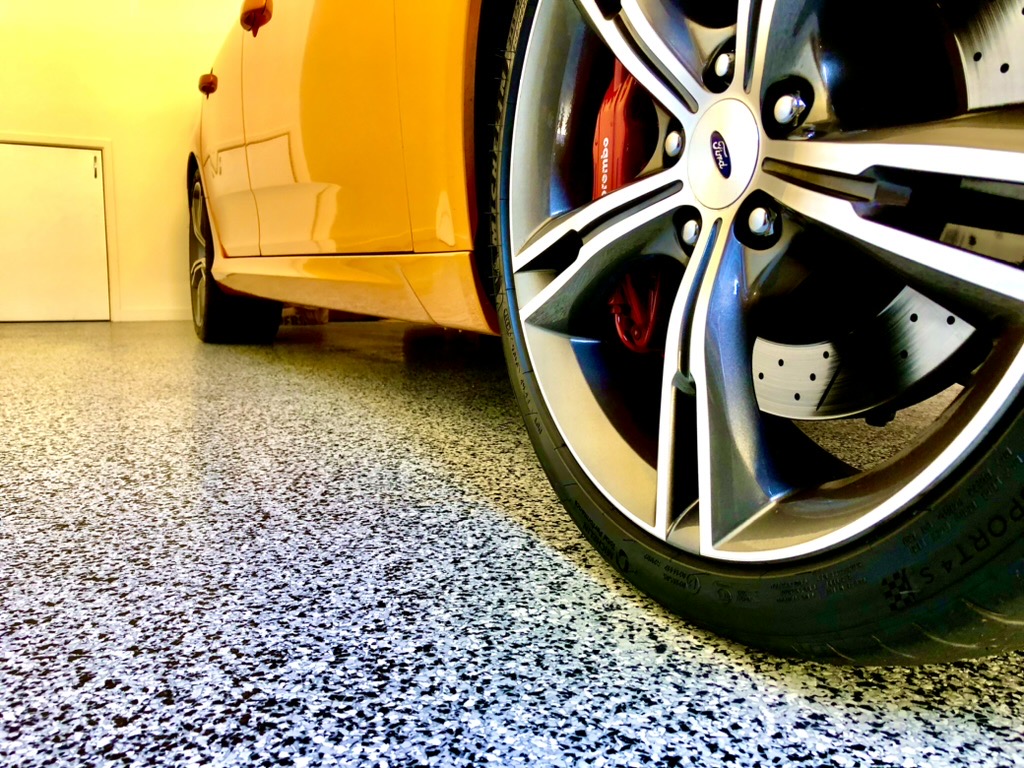 Garage Blend epoxy flake colour